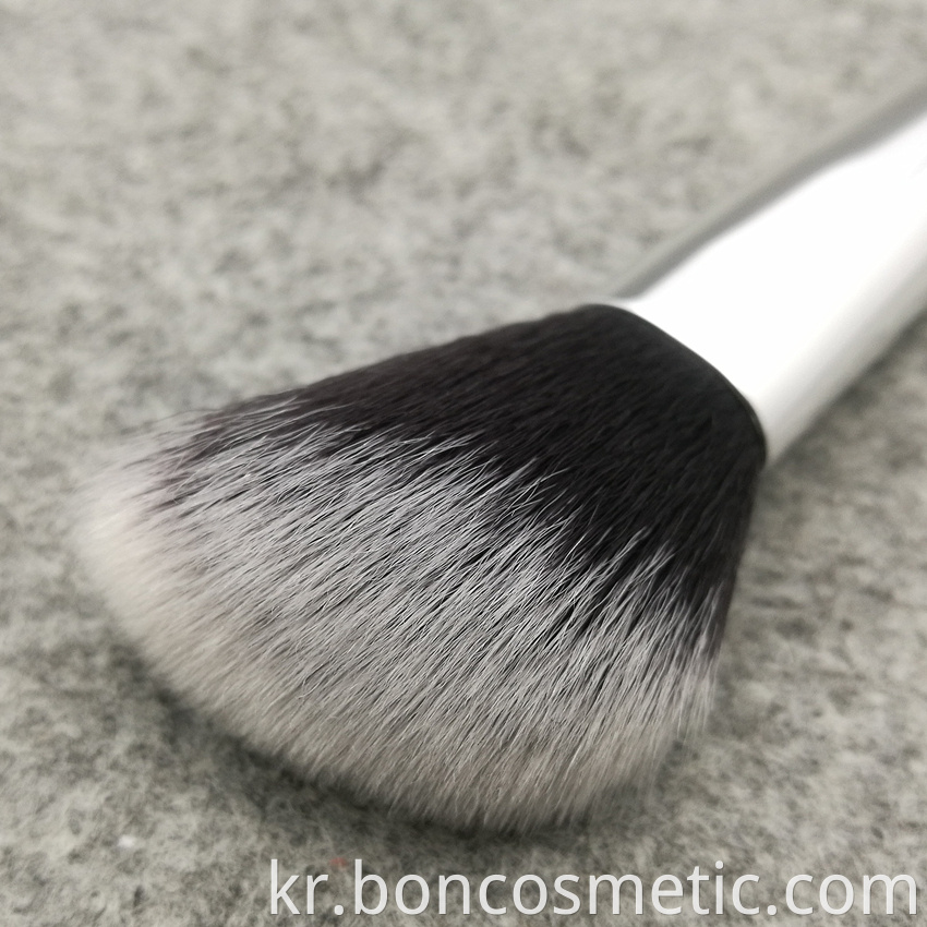 Angled Contour Brush